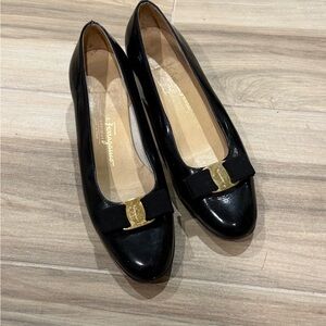 Salvatore Ferragamo Black Heel with Gold Accent. Vintage! Made in Italy